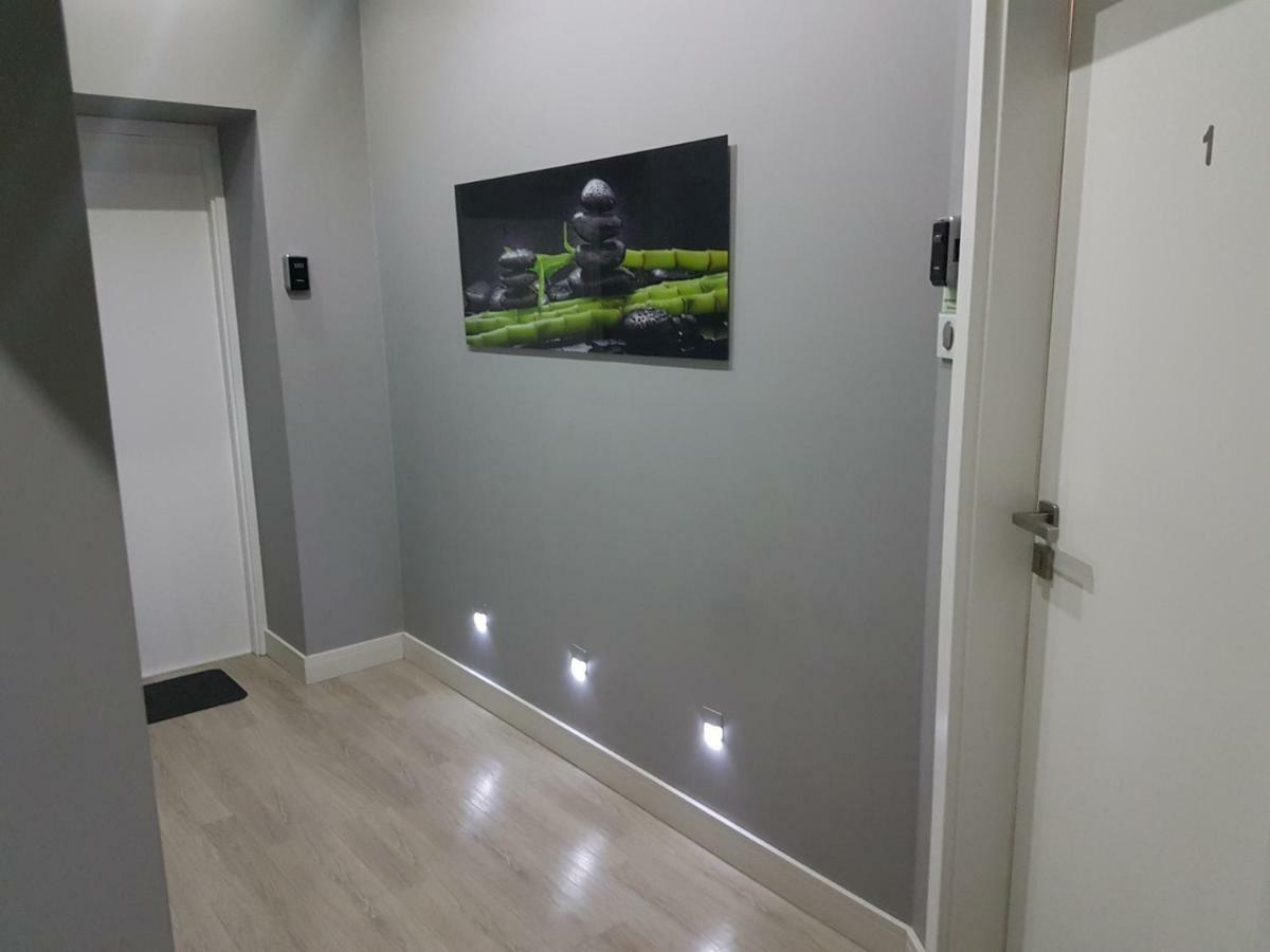 Apartamenty Lazurowy I Sloneczny Z Darmowym Parkingiem Strzezonym 耶莱尼亚古拉 外观 照片